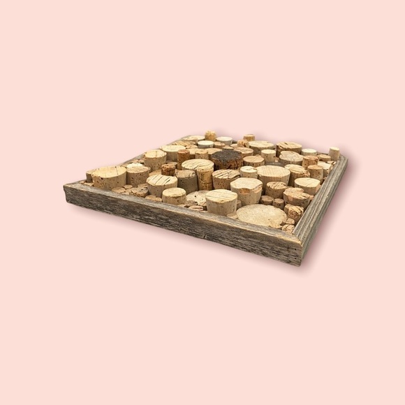 PRE-OWNED Unbranded Wood Frame Filled With Multi Sizes Corks Wall Hanging Decor - Picture 2 of 5